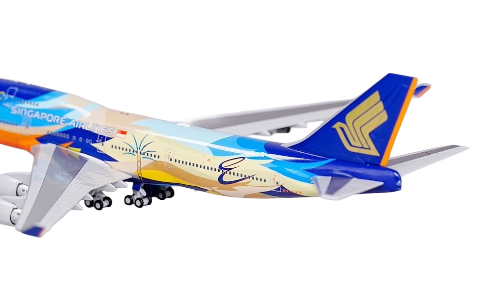 9V-SPL Singapore Airlines Tropical Boeing 747-400