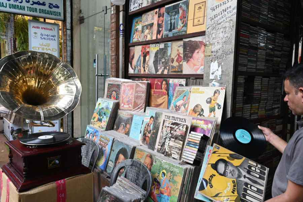 Vinyl Rebellion: Why India Is Rejecting Streaming in Favor of Analog Anarchy