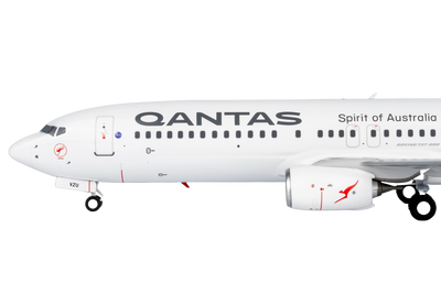 Qantas 737-800/W VH-VZU with Scimitar Winglets (new colours)