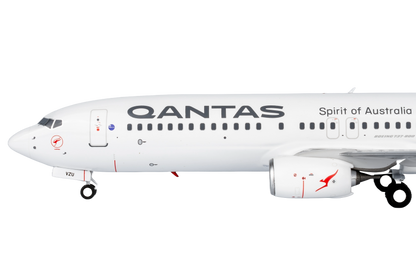 Qantas 737-800/W VH-VZU with Scimitar Winglets (new colours)