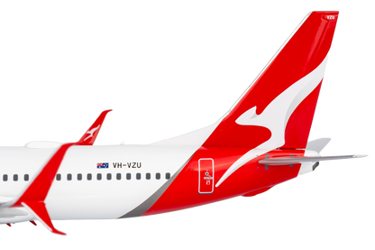 Qantas 737-800/W VH-VZU with Scimitar Winglets (new colours)