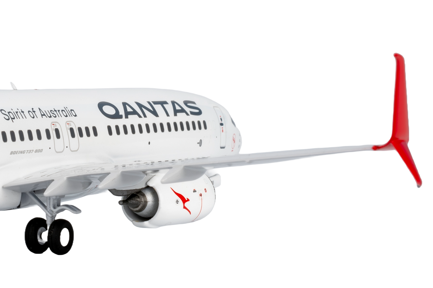 Qantas 737-800/W VH-VZU with Scimitar Winglets (new colours)