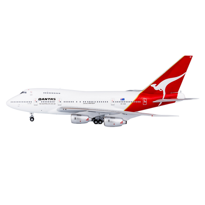 Qantas Boeing 747SP – VH-EAB "City of Traralgon"