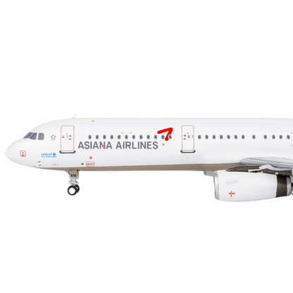 Asiana Airlines A321-200 HL8278