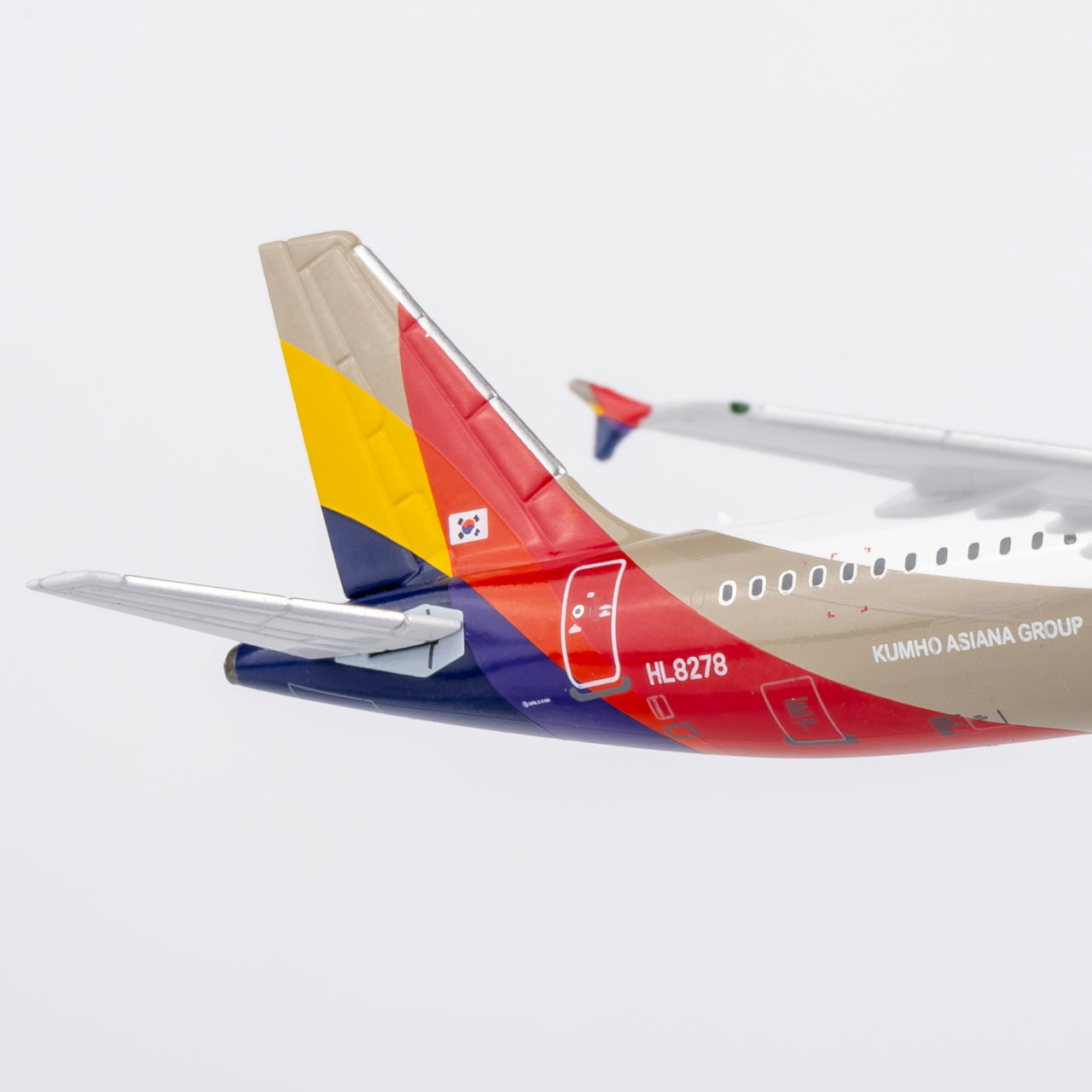 Asiana Airlines A321-200 HL8278