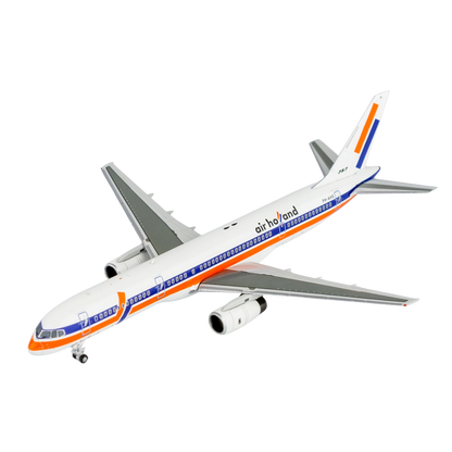 Air Holland 757-200 PH-AHE "Soldaat van Oranje"