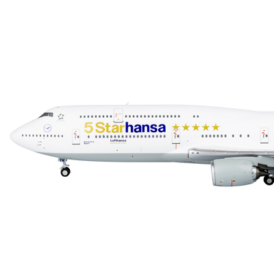 Lufthansa 747-8 D-ABYM “5 Starhansa”
