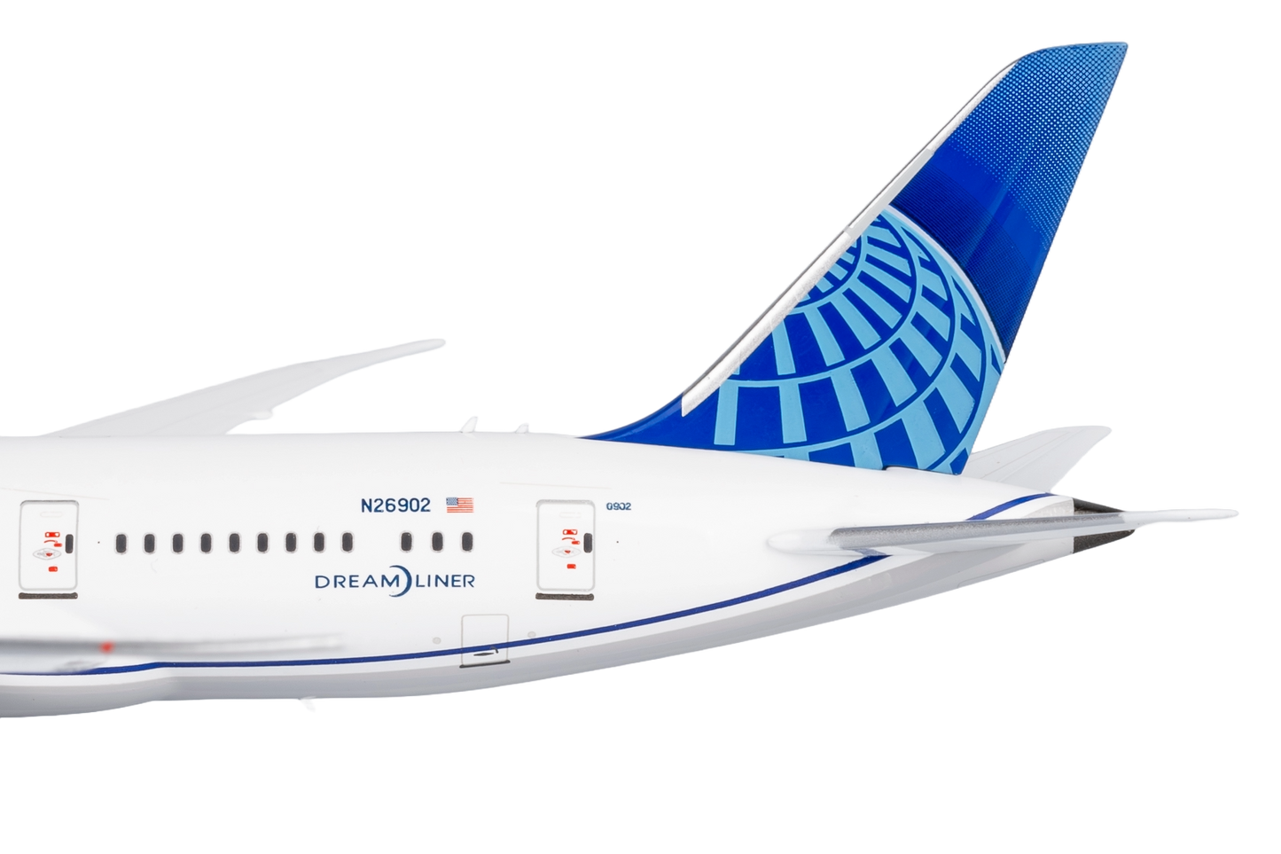 United Airlines 787-8 N26902 (Blue Evolution livery)