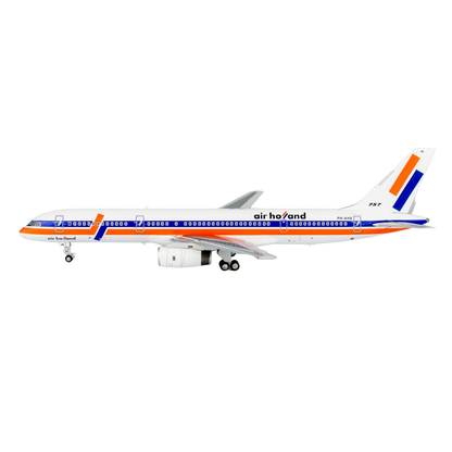 Air Holland 757-200 PH-AHE "Soldaat van Oranje"