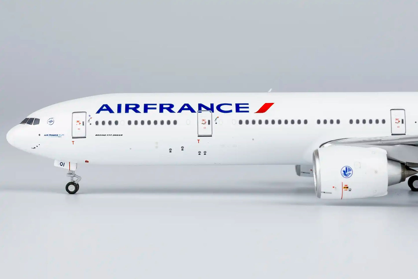 Air France 777-300ER F-GSQI (JonOne graffiti livery)