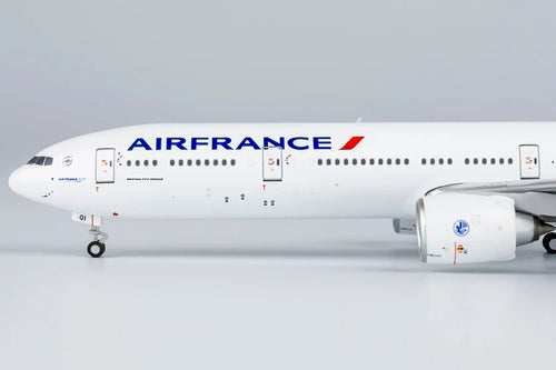 Air France 777-300ER F-GSQI (JonOne graffiti livery)